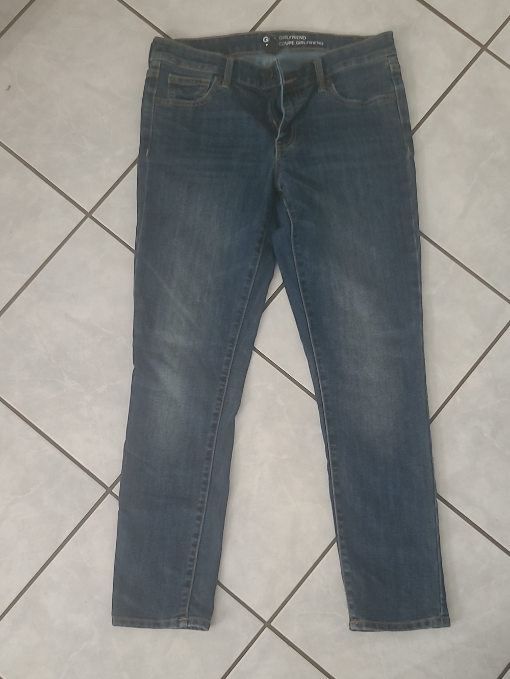 GAP Women’s Skinny Jeans in Medium Blue Wash